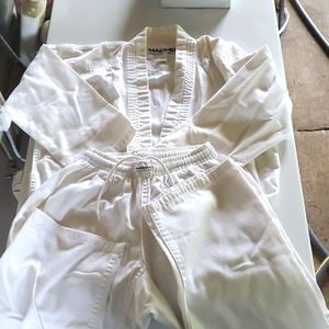 Macho Martial Arts Set